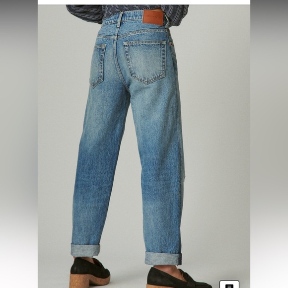 LUCKY brand boy mid rise relaxed straight distressed women’s jeans EUC - Picture 12 of 12
